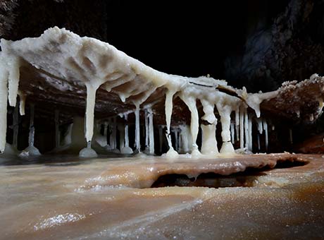 Planchers stalagmites